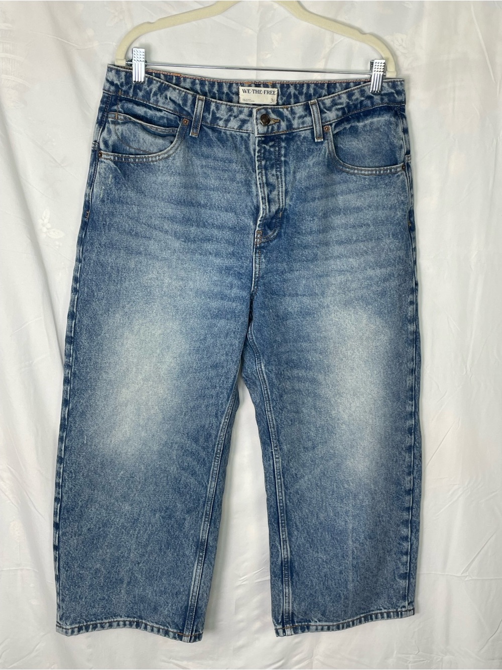 We The Free Light Blue Barrel Jeans - Picture 1 of 6